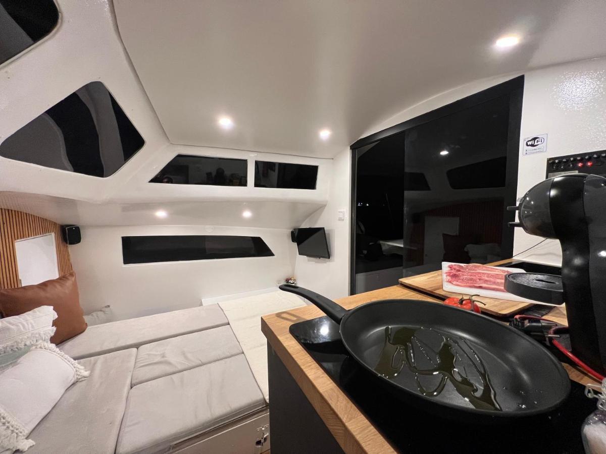 法鲁区 Barco Casa Catamara Sleepandboat酒店 外观 照片