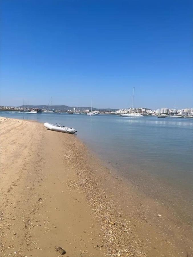 法鲁区 Barco Casa Catamara Sleepandboat酒店 外观 照片